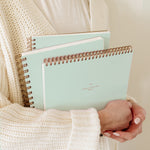 Weekly Overview Planner - Ramona & Ruth 